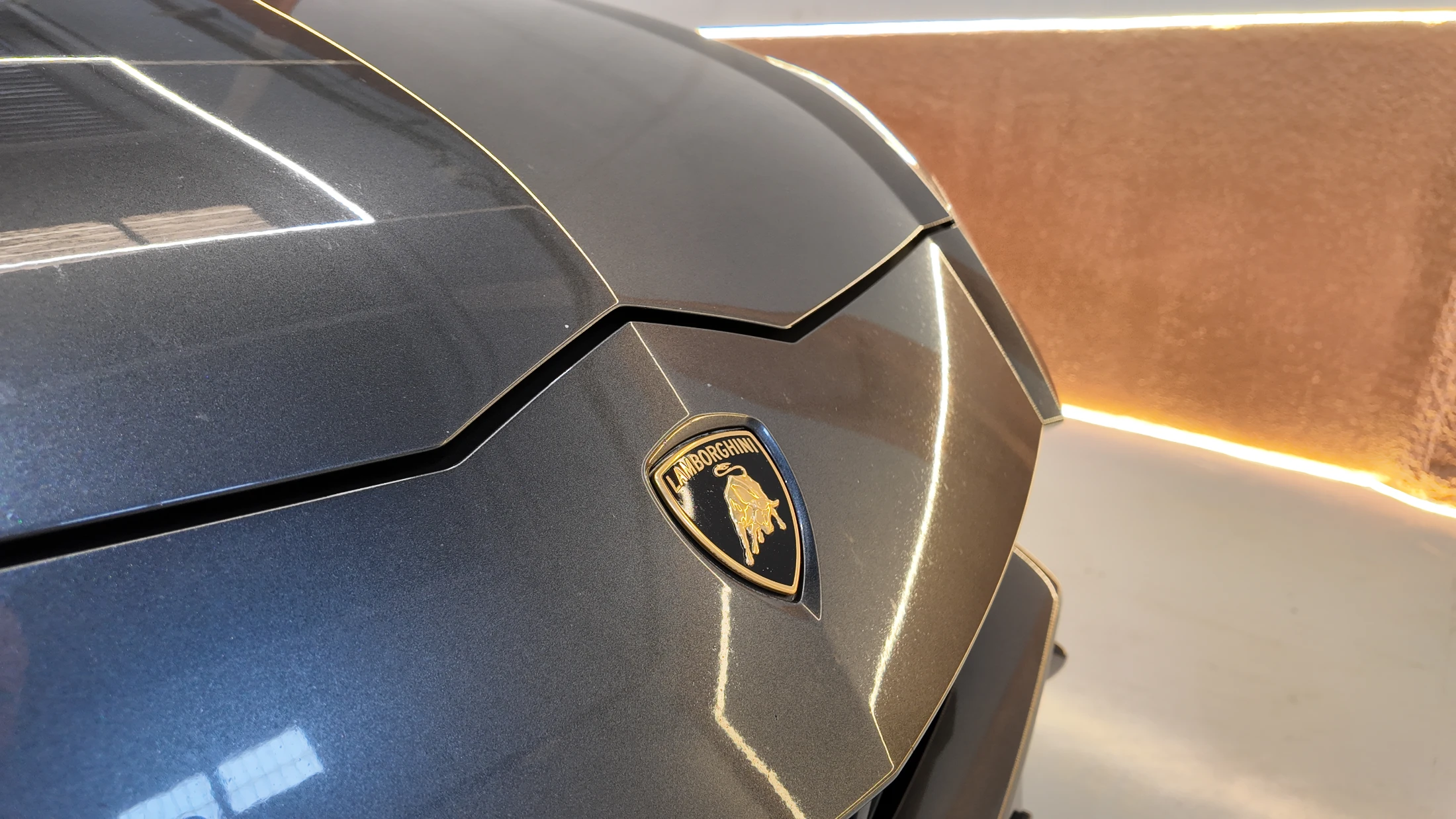 Lamborghini Urus — fotografía 10