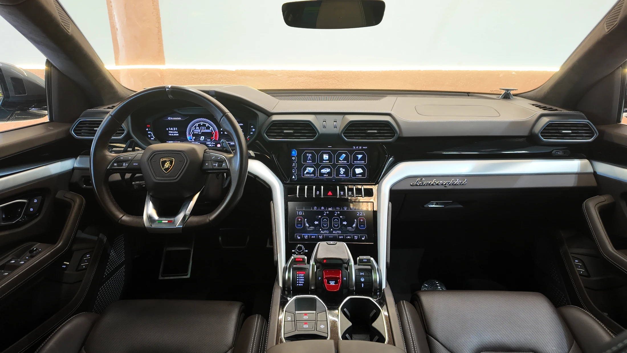 Lamborghini Urus — fotografía 39