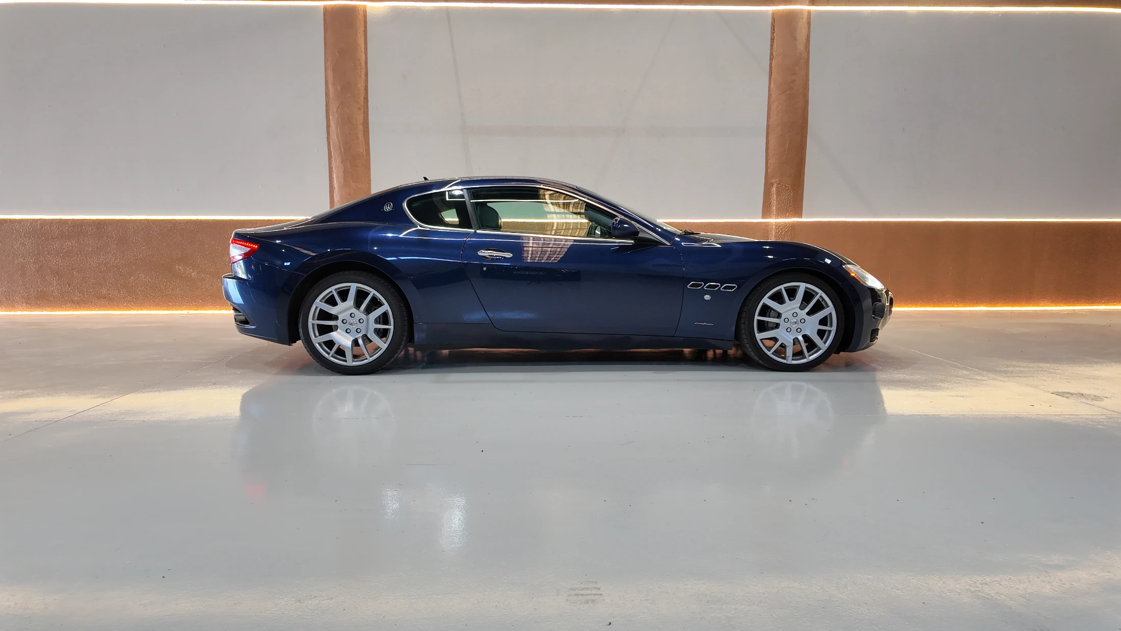 MASERATI GRAN TURISMO — fotografía 2