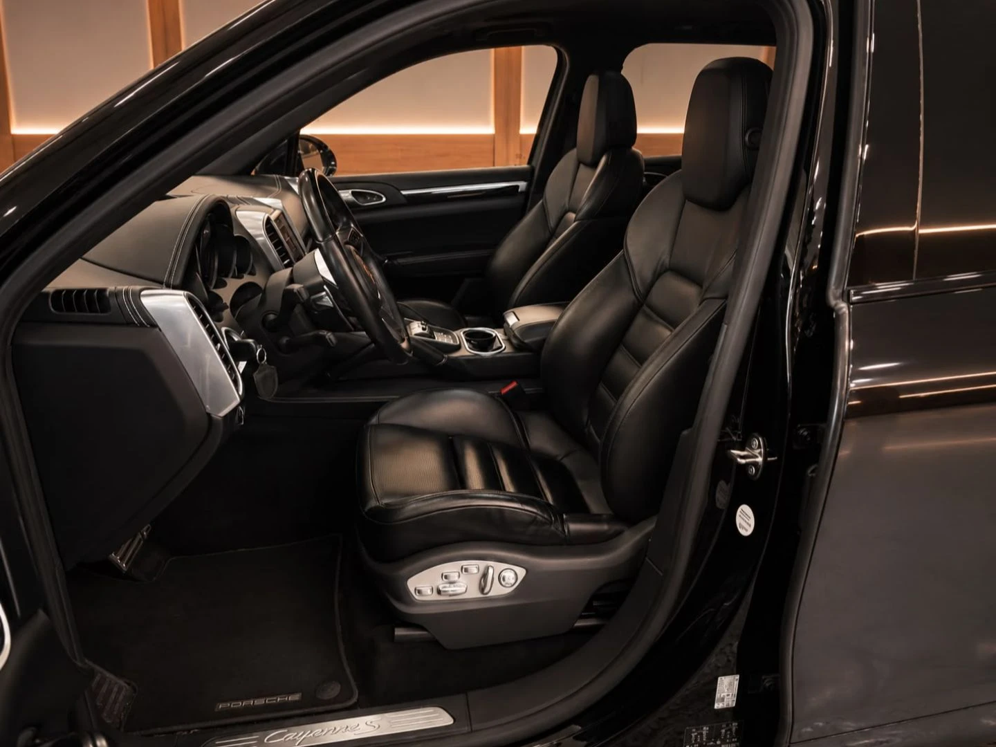 PORSCHE CAYENNE — fotografía 3